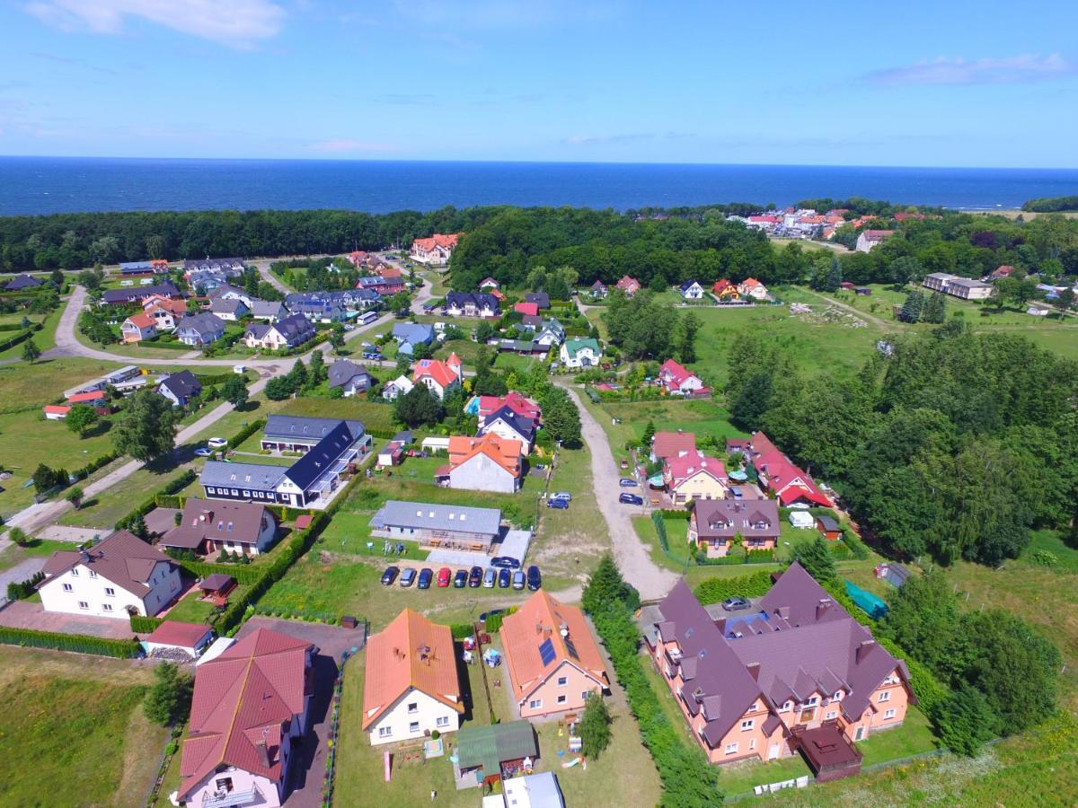 Kapitanskie Domki Trzęsacz Exterior foto